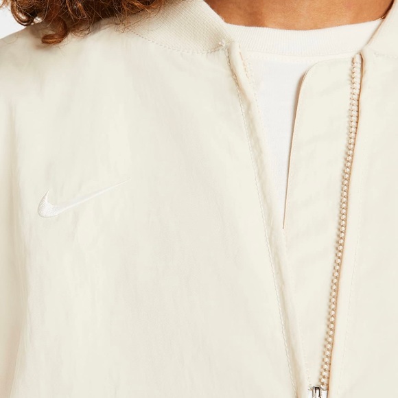 Nike x Fear of God light cream basketball jacket - Picture 4 of 13